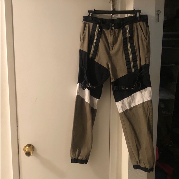 cargo pants with buckles